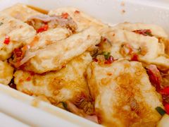 蒜香火腿包浆豆腐-云海肴·汽锅鸡·云南菜(广安门天虹店)