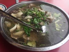 -谢老五跷脚牛肉·非遗传承店