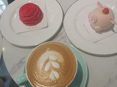 拿铁-Fridi Patisserie Cafe