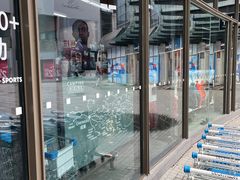 -迪卡侬(西华店)