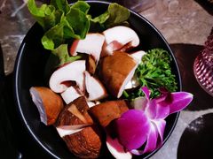 -三人行骨头王火锅(长寿店)