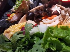 -湊湊火锅·茶憩(新中关购物中心店)
