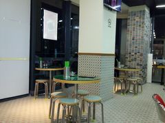 -七爷清汤腩·港式茶餐厅(世博店)
