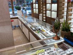 -明月眼镜(三坝店)