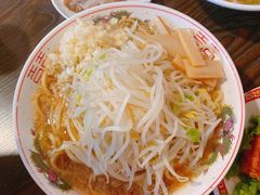 二郎系拉面-拉面莊夢語＆中华料理八椿