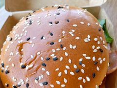 -麦当劳(展览路店)