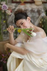-不晚国际婚纱礼服