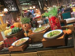 自助取餐区-领鲜活海鲜榴莲自助火锅(东门店)