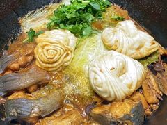 铁锅炖鱼-满堂春特色餐馆