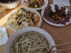-正宗胖子抻面馆(岭东路店)