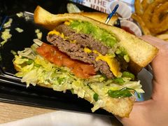-The Habit Burger Grill 哈比特汉堡(复兴soho店)