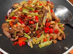 -鸽舞笙平金牌烧鸽子·融合菜(鲁谷店)