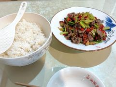 -浏阳河湘菜馆(五一支路店)