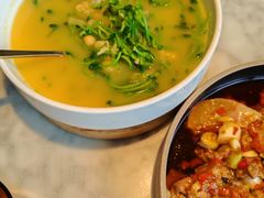 上汤豌豆苗-雀蓝川菜(奥体广场店)