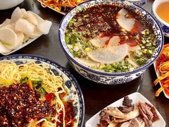 -吾穆勒蓬灰牛肉面·清真(北滨河中路店)