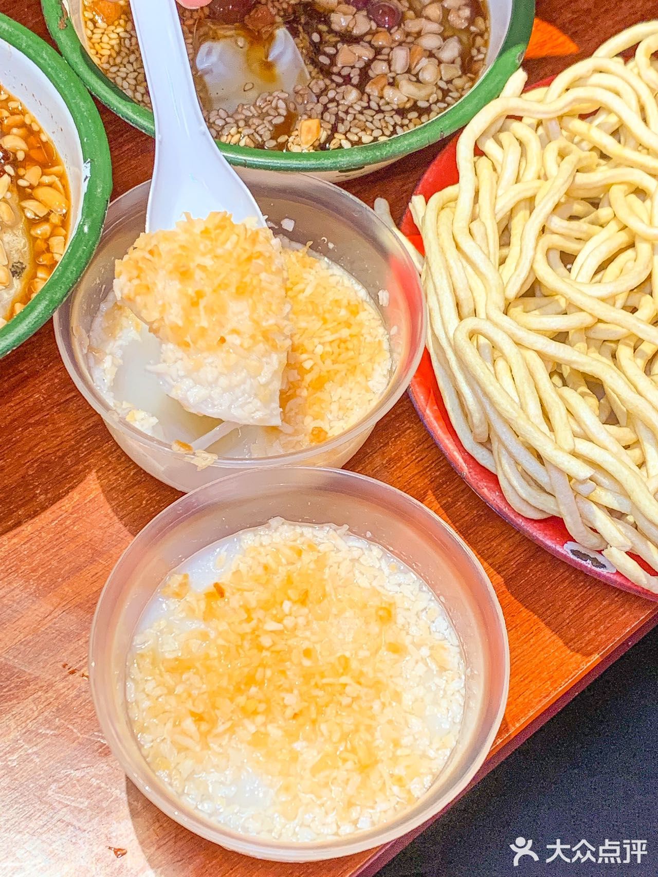 长沙首家湘派牛腩煲港式全蛋伊面🍜巨巨好吃