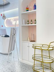 -苗方清颜痘肌研究所