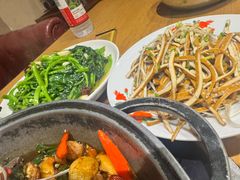 -郭婆婆疯子鸡·土货江湖菜馆
