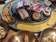 五花肉-金顺韩式烤肉·网红烤肉店(广利路店)