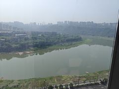 -红方格精致酒店(泸州金融中心万象汇店)