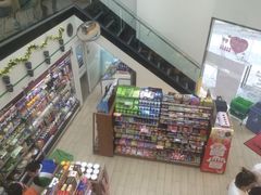 -全家便利店(沪南公路店)