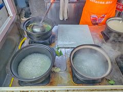 -陆师傅砂锅烫菜(圆通街店)