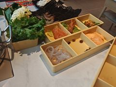 -呷哺呷哺 黄金牧场 (中发百旺店)