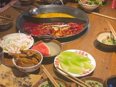-萍姐火锅·公路夜市(武汉首店)