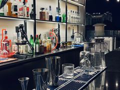 -Tipsy Bar•屋顶露台酒吧&水烟吧