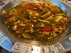 -有红鸡毛店·川菜(建设路店)