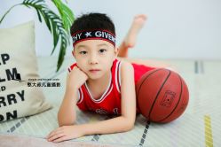 -憨大叔摄影馆80店连锁(诸暨店)