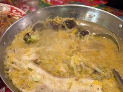 -闯关东东北农家菜(崂山石老人店)