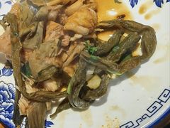 -百事晟渔村木火铁锅炖(玉带湾店)