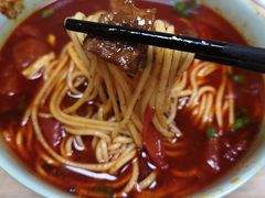 -亮亮面馆(经六路店)