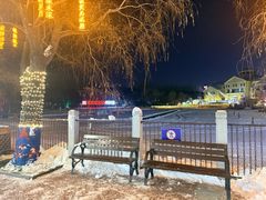 -王府井奥莱棋盘山小镇