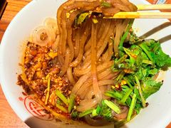 -万记麻辣烫国展总店