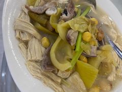 -绿雅居原生态农庄(小涌店)