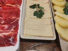 -东巴人鱼豆花火锅(幸福街店)