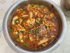 -金良酸菜鱼(宁海路总店)