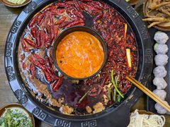 -黄潇洒老火锅(九眼桥宏济巷店)