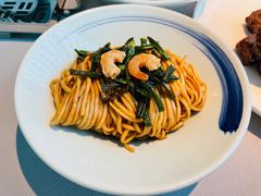 开洋葱油拌面-屋里厢上海菜馆