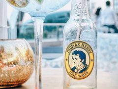 金汤力-池畔酒吧 WET Bar