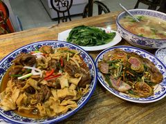 -壹阁胡羊焖饼(特色小吃街店)