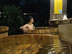 -融汇温泉