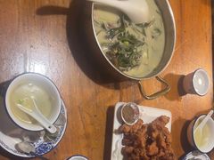 -旺角小渔村·海肠捞饭开创者(环山路店)