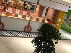 -百联临沂购物中心(临沂路店)