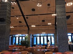 -WOLFGANG PUCK KITCHEN & BAR(迪士尼小镇店)