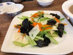 -长城东北菜(新港西路店)