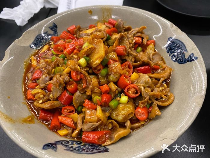 潇湘阁(三里屯SOHO店)酸辣鸡胗图片