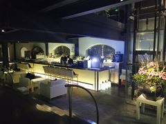 -穹六人间 people 6(岳阳路店)
